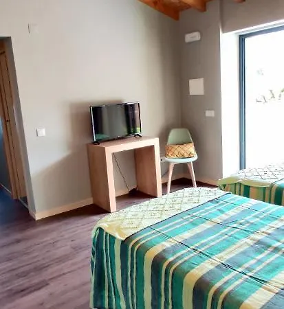 Farm stay Poco E Meio - Padel & Pool - Adults Only *
