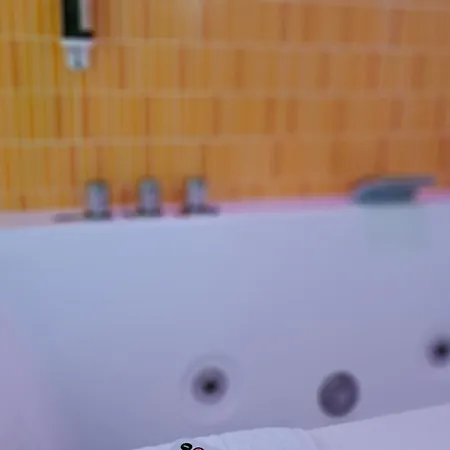 Poco E Meio - Padel & Pool Farmház Santiago da Guarda