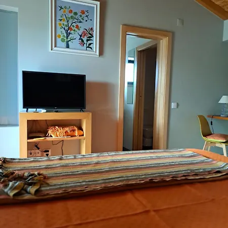 Poco E Meio - Padel & Pool * Santiago da Guarda