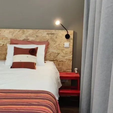 Poco E Meio - Padel & Pool * Santiago da Guarda