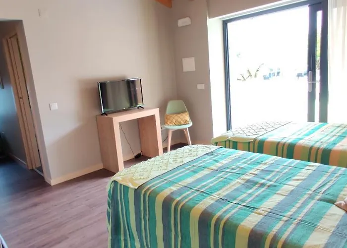 Poco E Meio - Padel & Pool * Santiago da Guarda