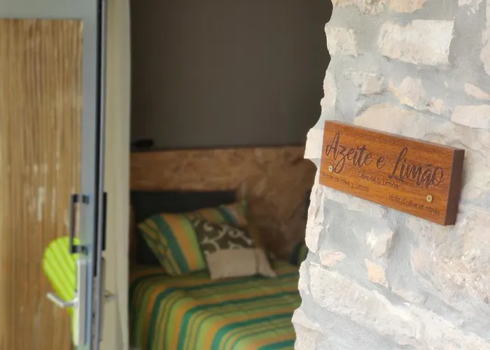 Poco E Meio - Padel & Pool * Santiago da Guarda