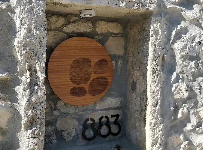 Фермерский дом Poco E Meio - Padel & Pool Santiago da Guarda