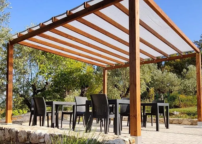 Poco E Meio - Padel & Pool Фермерский дом Santiago da Guarda