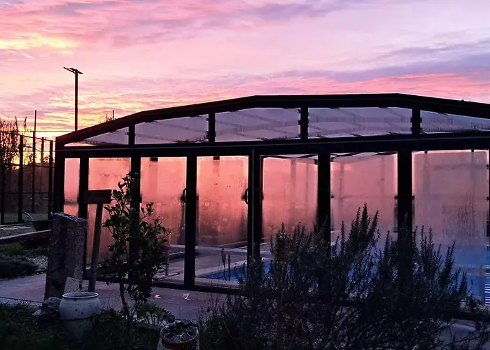 Фермерский дом Poco E Meio - Padel & Pool Santiago da Guarda